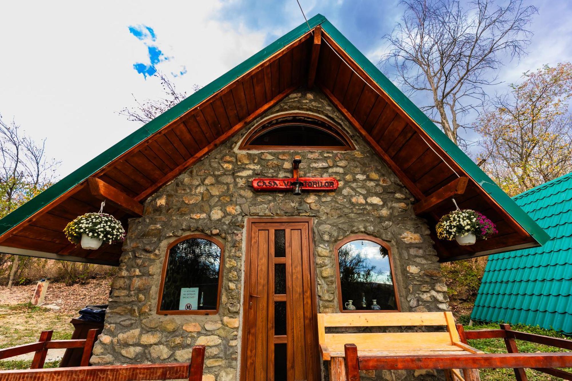 Catunu' Lui Emil Villa Carbunesti Kültér fotó